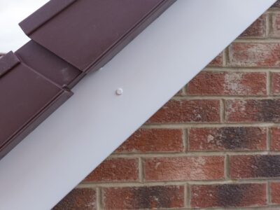 Dry verge contractors East grinstead