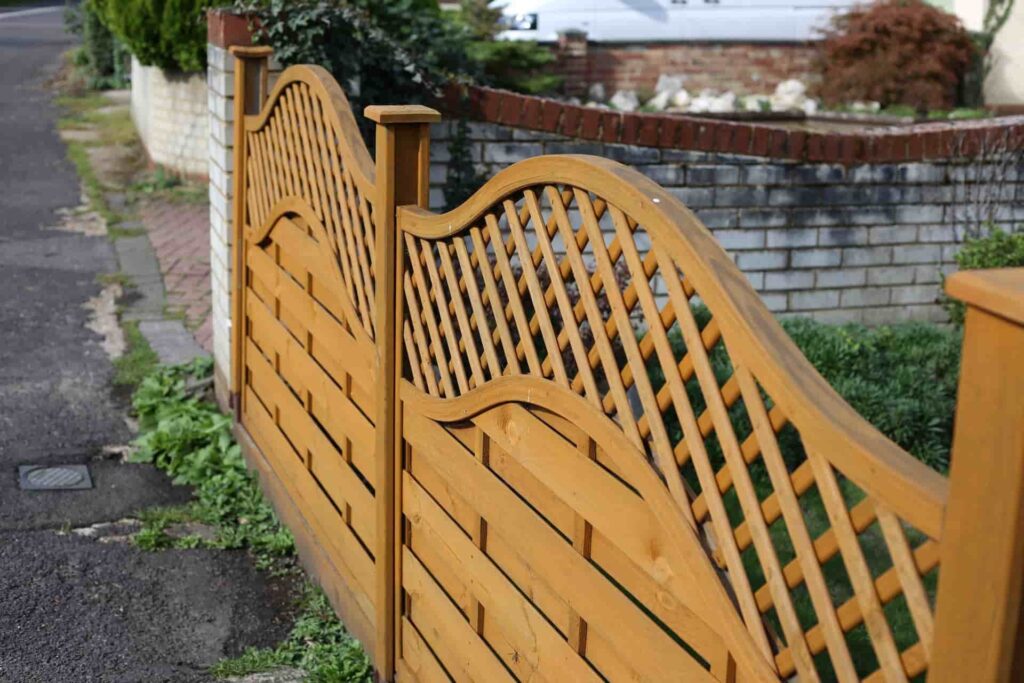 Fencing installers near me Fencing installers near me West Kent & East Sussex